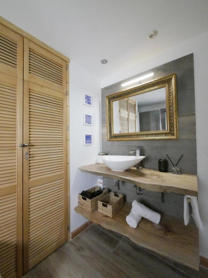 Baños Del Agua *